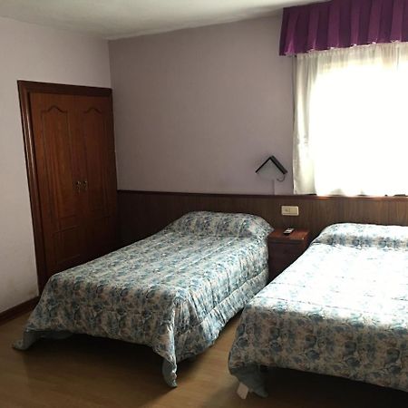 Hostal Hilton Burgo Exterior foto
